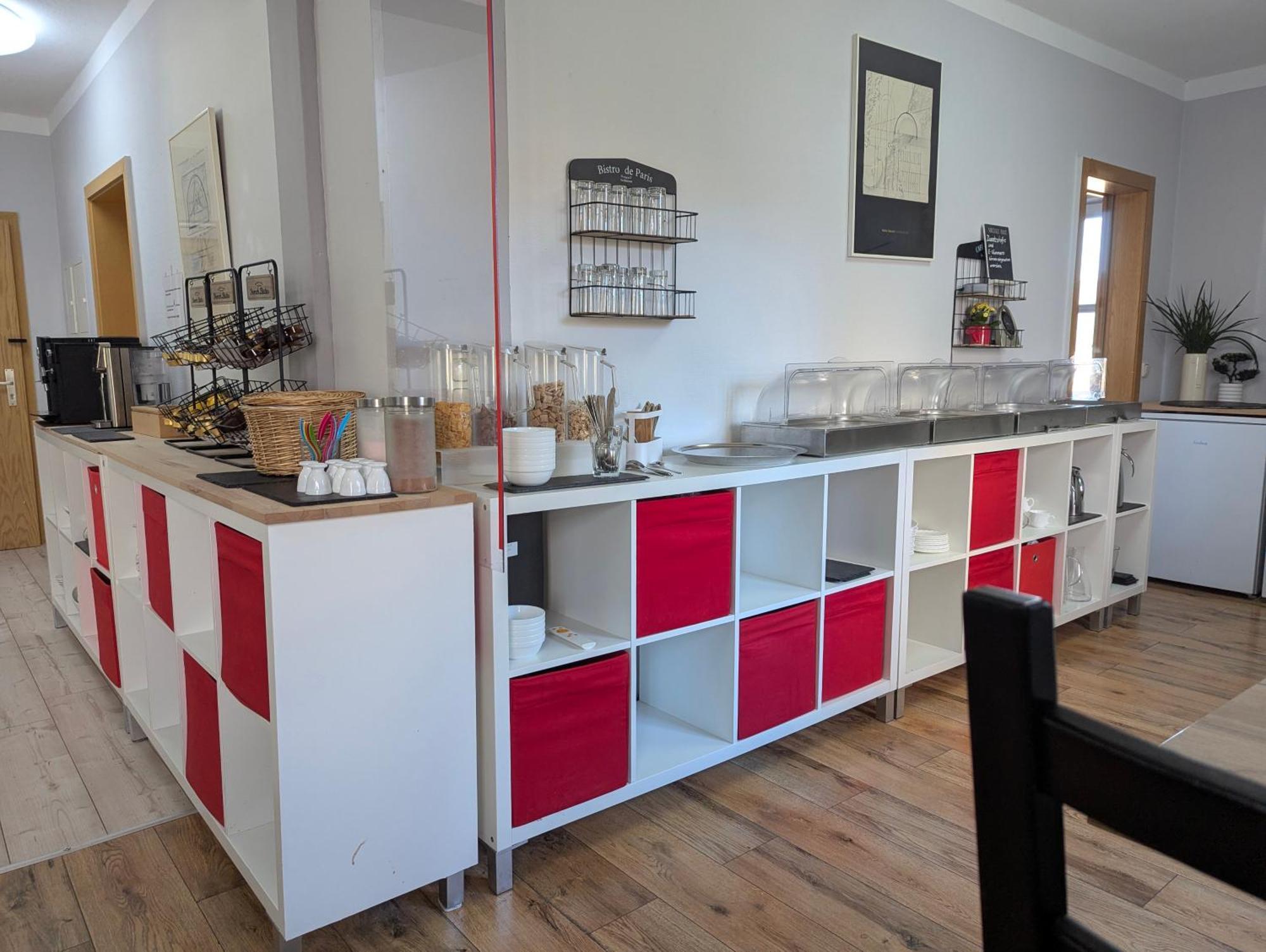 Hotel Wolke Майнинген Екстериор снимка